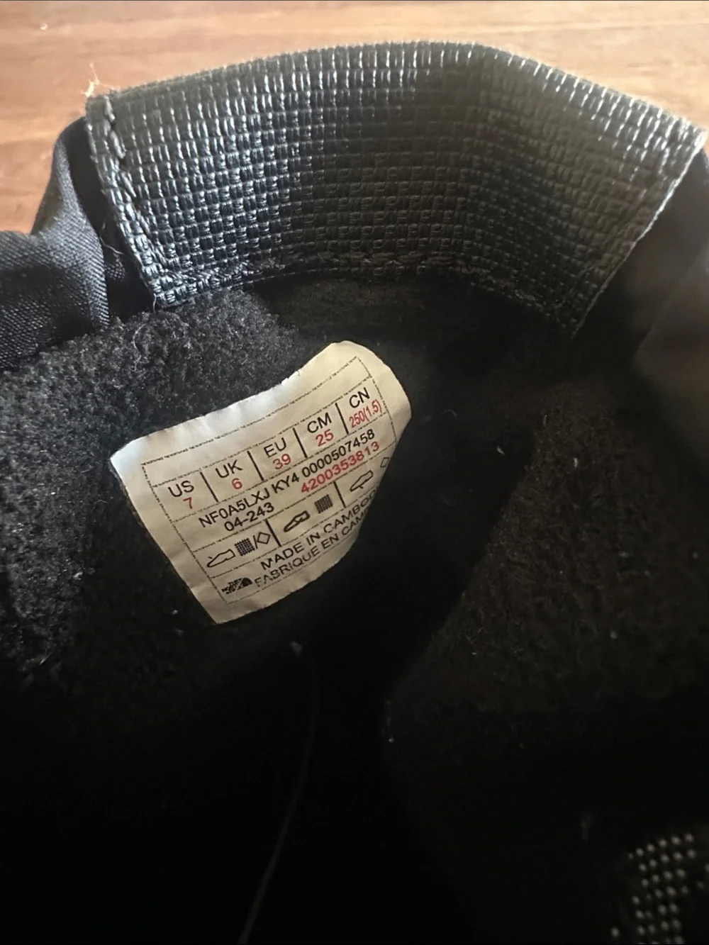 The North Face ThermoBall Winter Boots Boys Size 7 Black Snow Boots